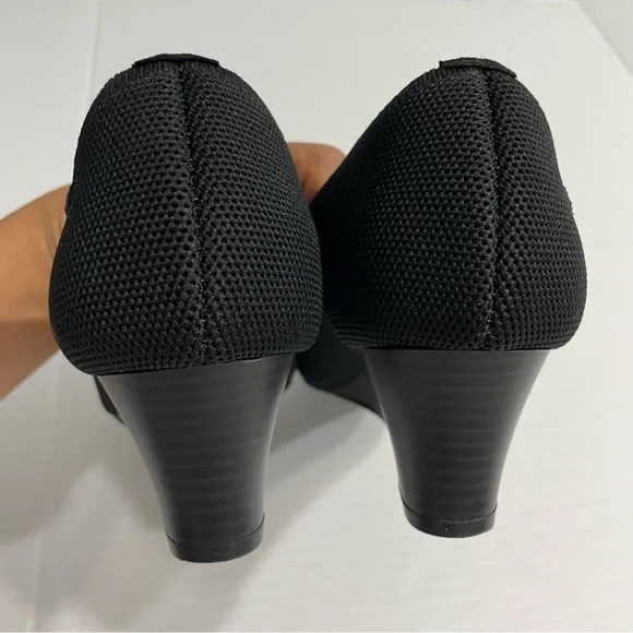 Vivaia Black Pointed Toe Aria Wedge Pro Heels 37.5 - Picture 8 of 12